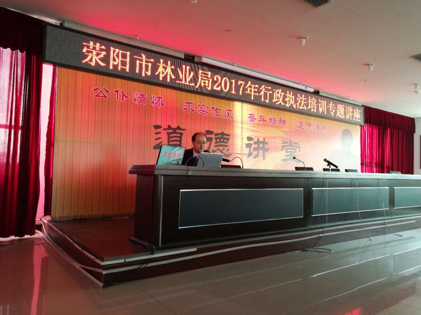 微信图片_20180111154403.jpg